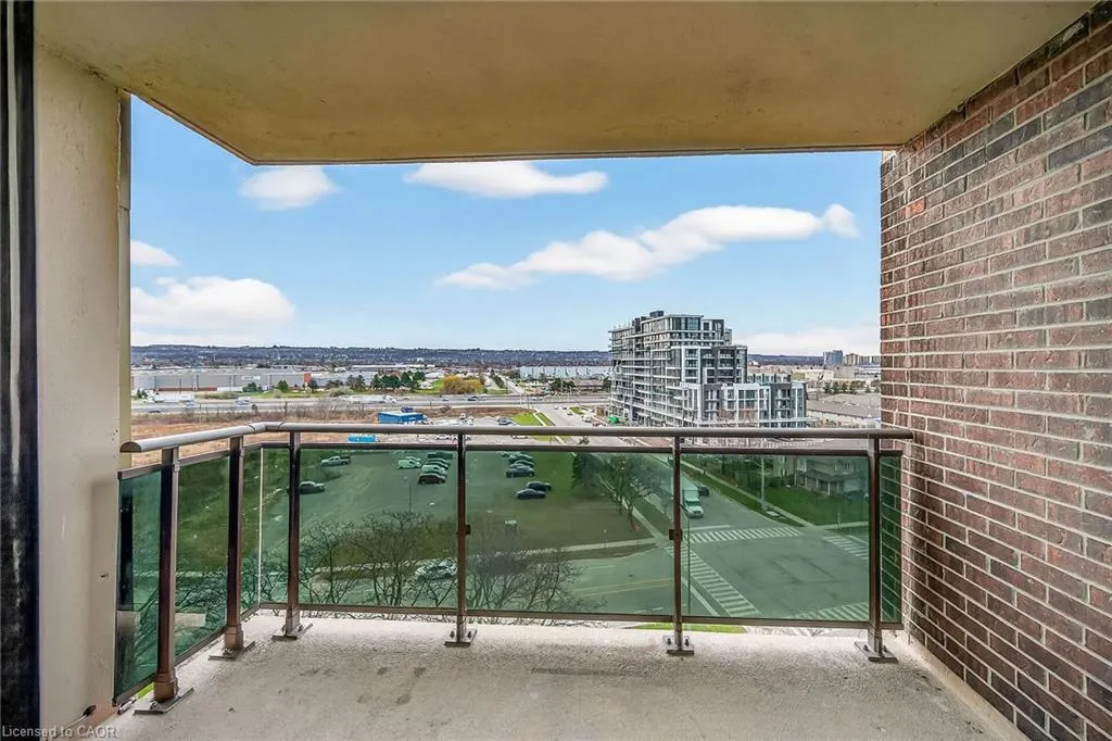 301 Frances Avenue #907