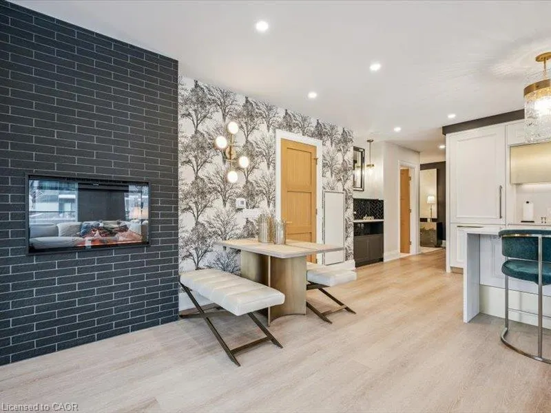 6523 Wellington Road 7 #114