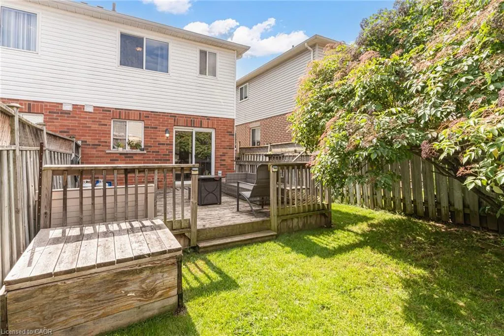 33 Slater Court