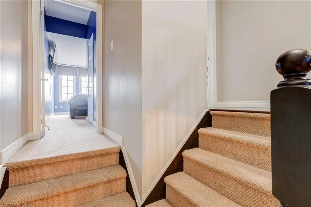33 Slater Court