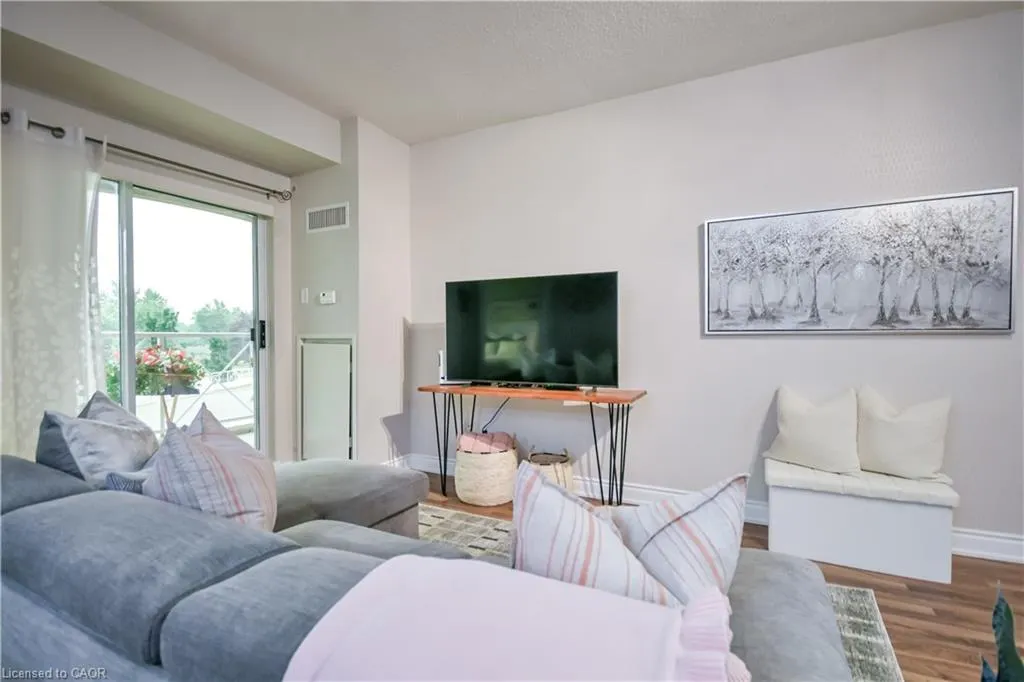 354 Atherley Road #213