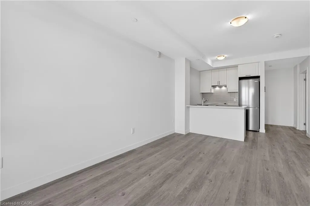 461 Green Road #809