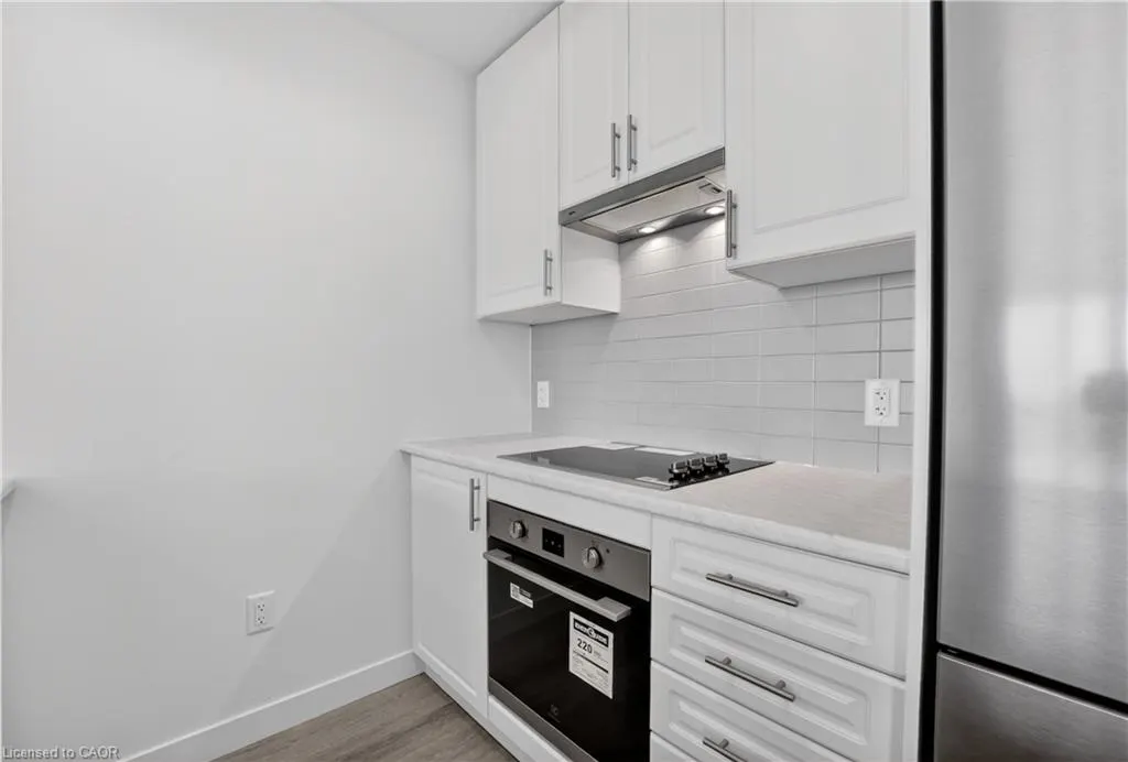 461 Green Road #809