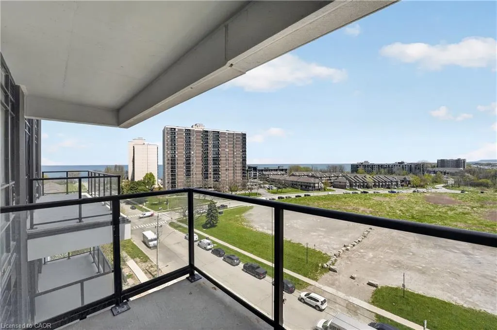 461 Green Road #809