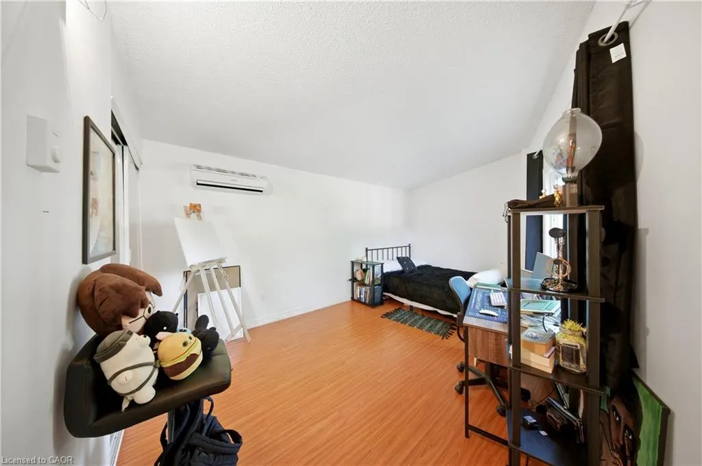 180 Mississauga Valley Boulevard #201