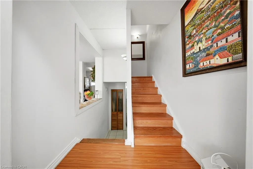 180 Mississauga Valley Boulevard #201