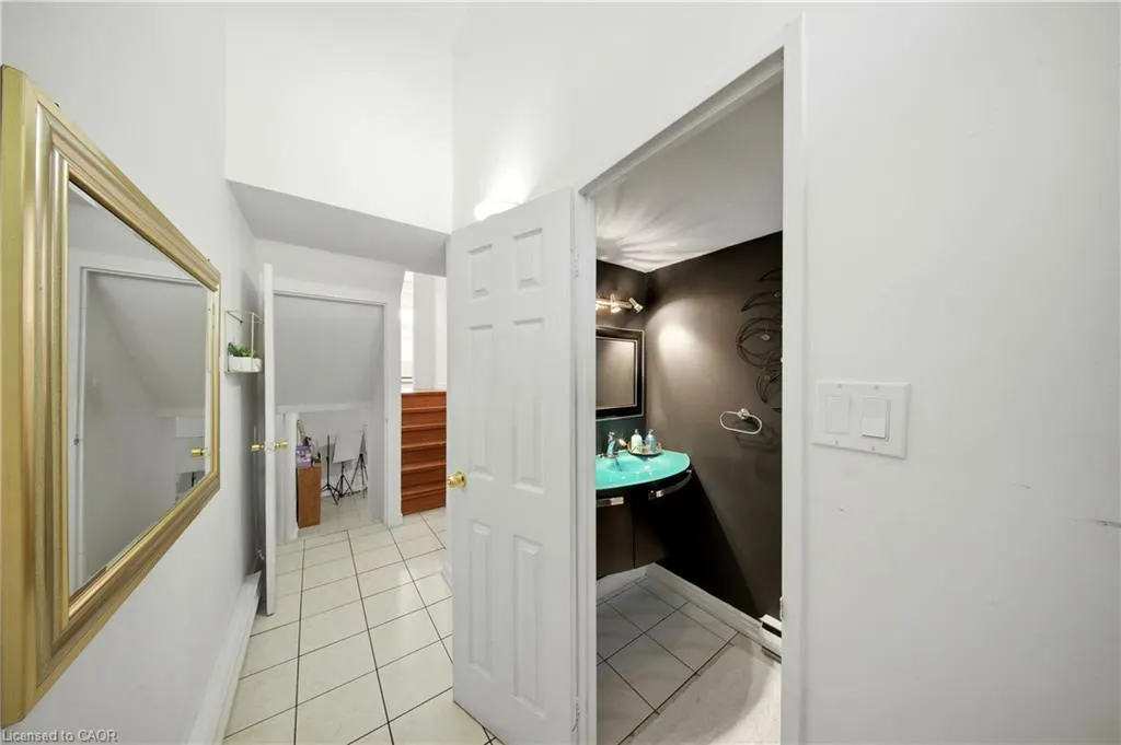 180 Mississauga Valley Boulevard #201