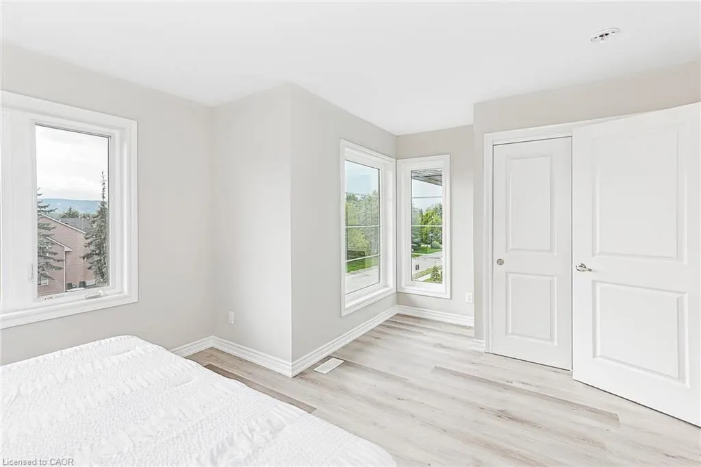 33 Dawson Drive #1
