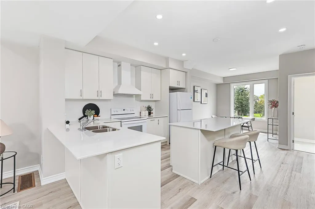 33 Dawson Drive #1