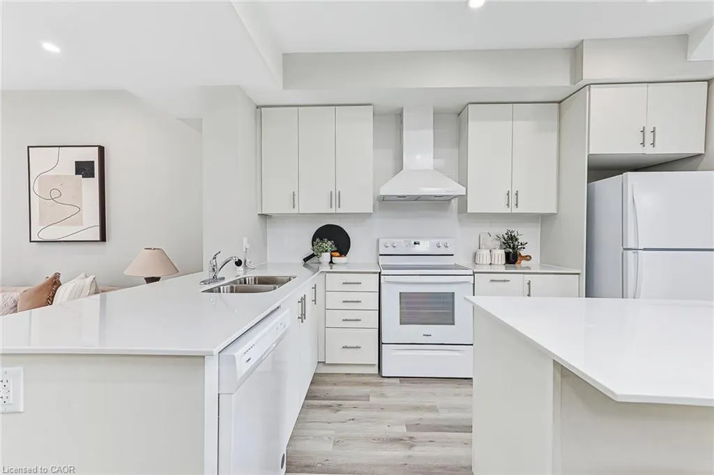 33 Dawson Drive #1