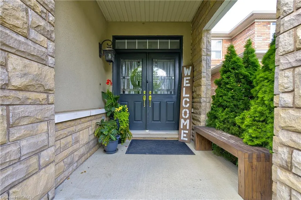 1406 Marshall Crescent