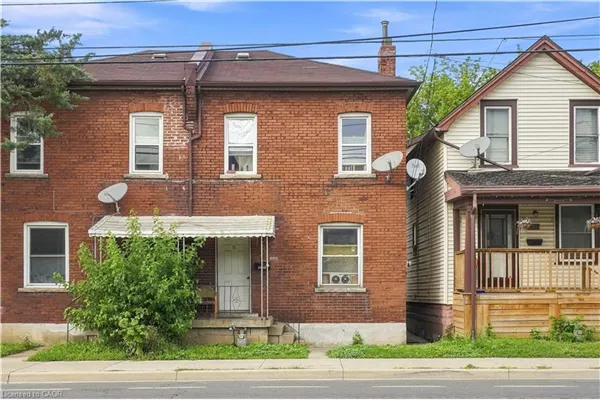 1085 Cannon Street E