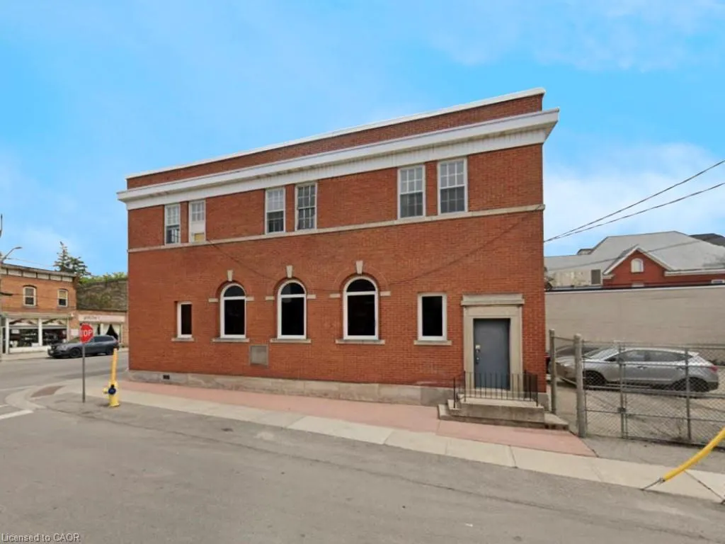 19 King Street W