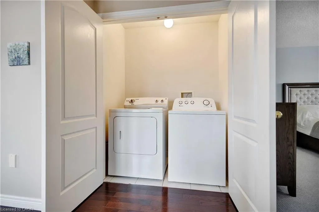 232 Stonehenge Drive #8
