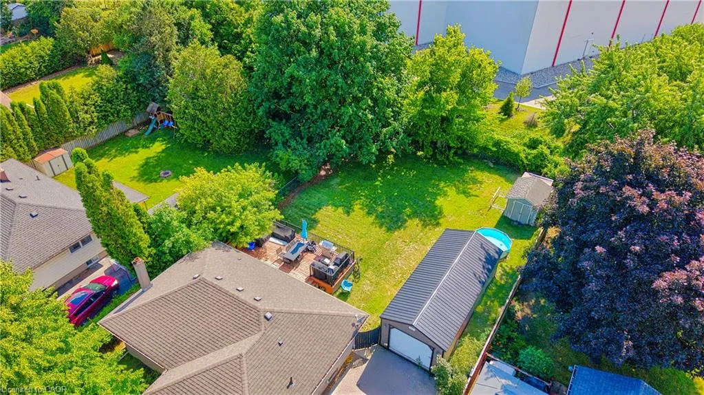 18 Willowdale Street