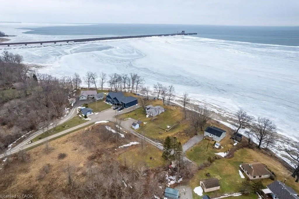 1115 New Lakeshore Road