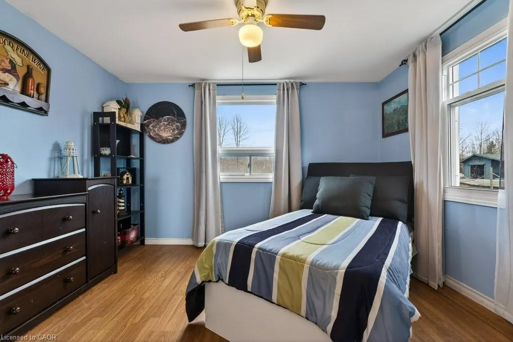 1115 New Lakeshore Road