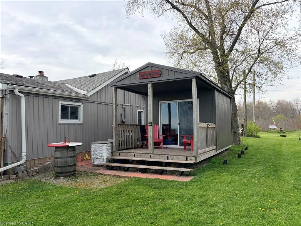 1115 New Lakeshore Road