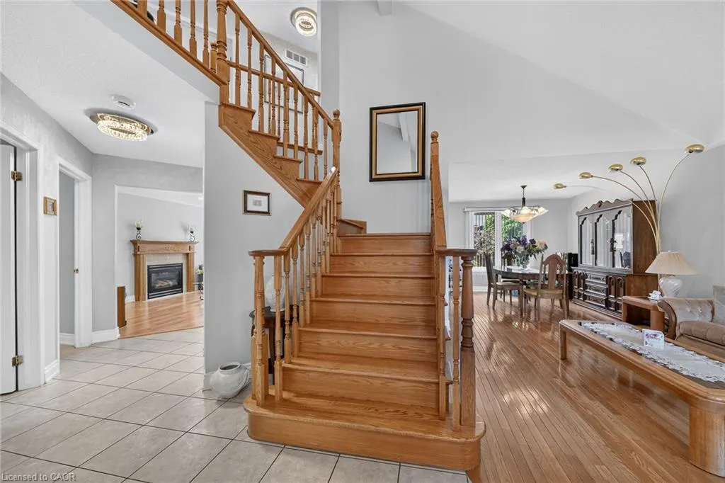 42 Hillgarden Avenue