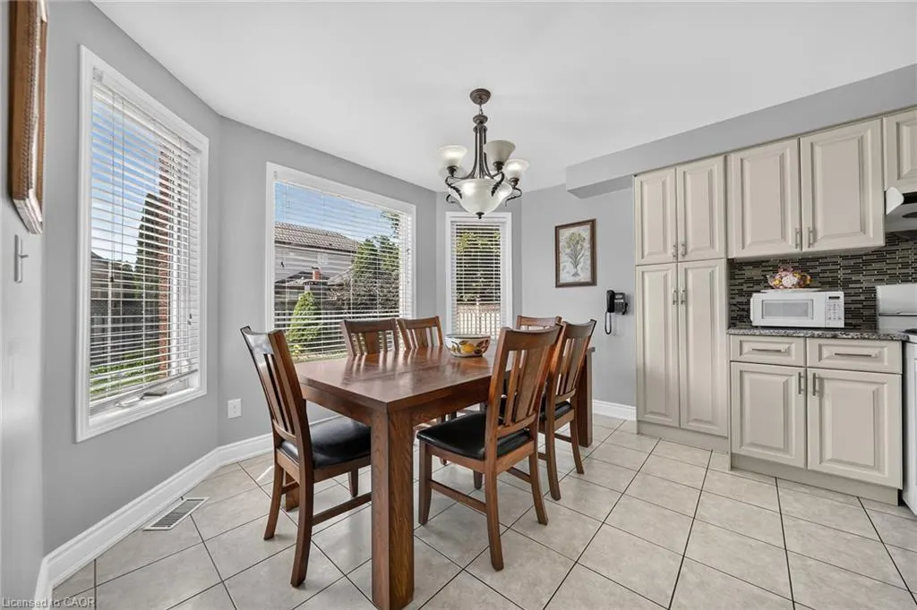 42 Hillgarden Avenue