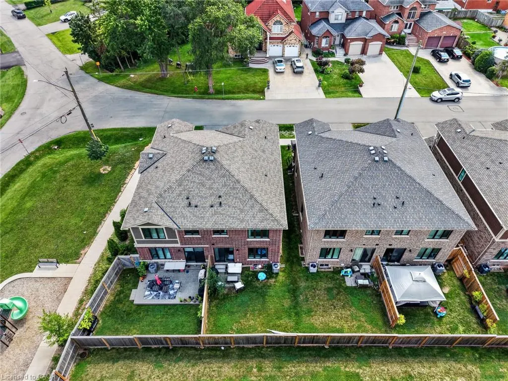 19 Willow Lane