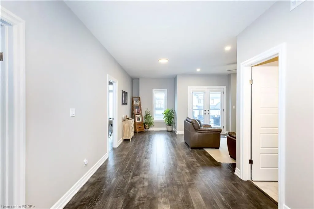 76 Grandville Circle