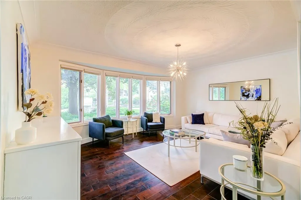 181 Golf Links Road