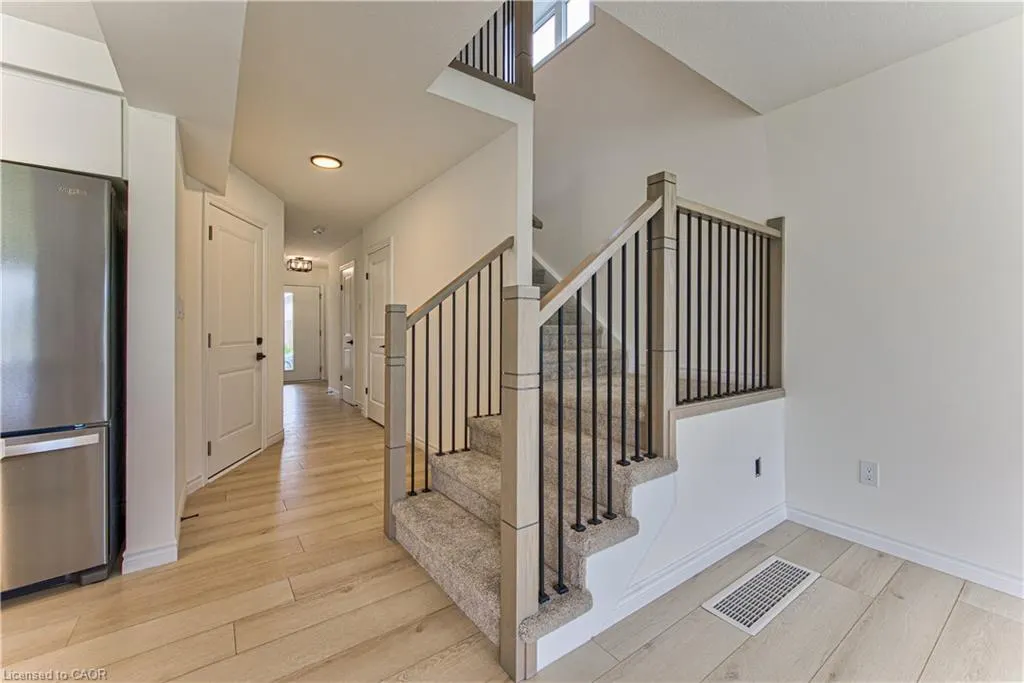 91 Elson Street