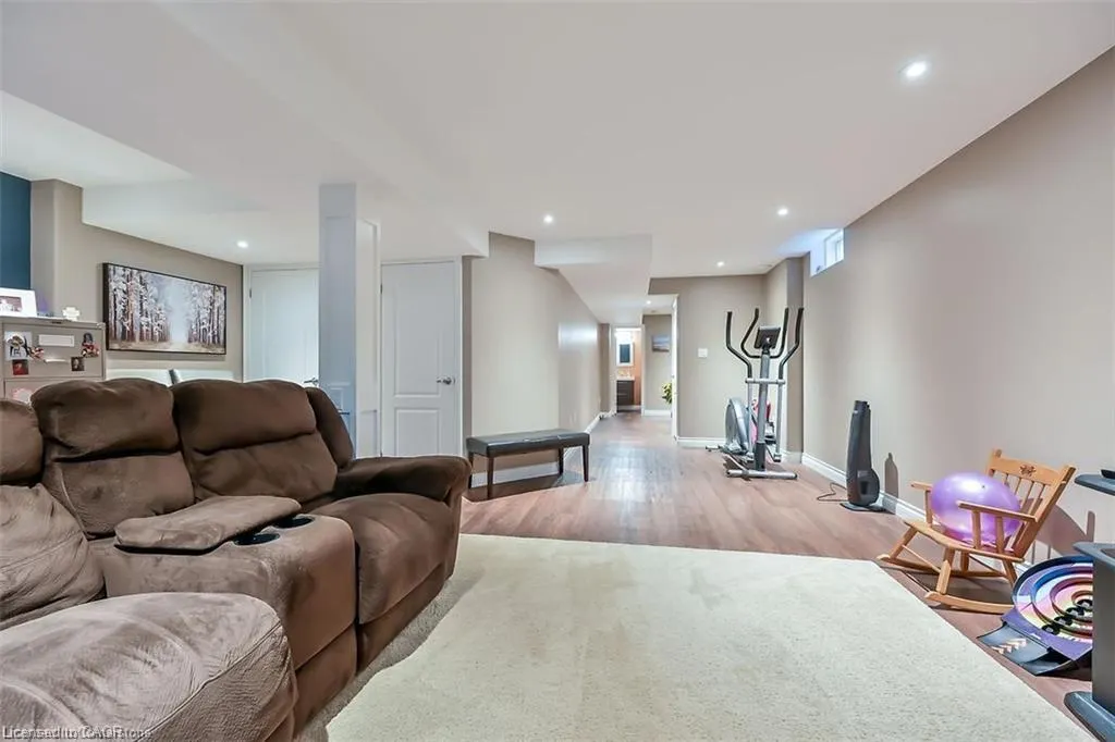 35 Willowbanks Terrace