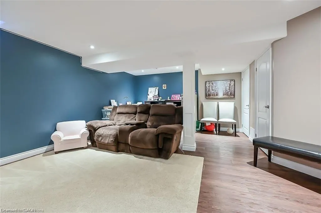 35 Willowbanks Terrace