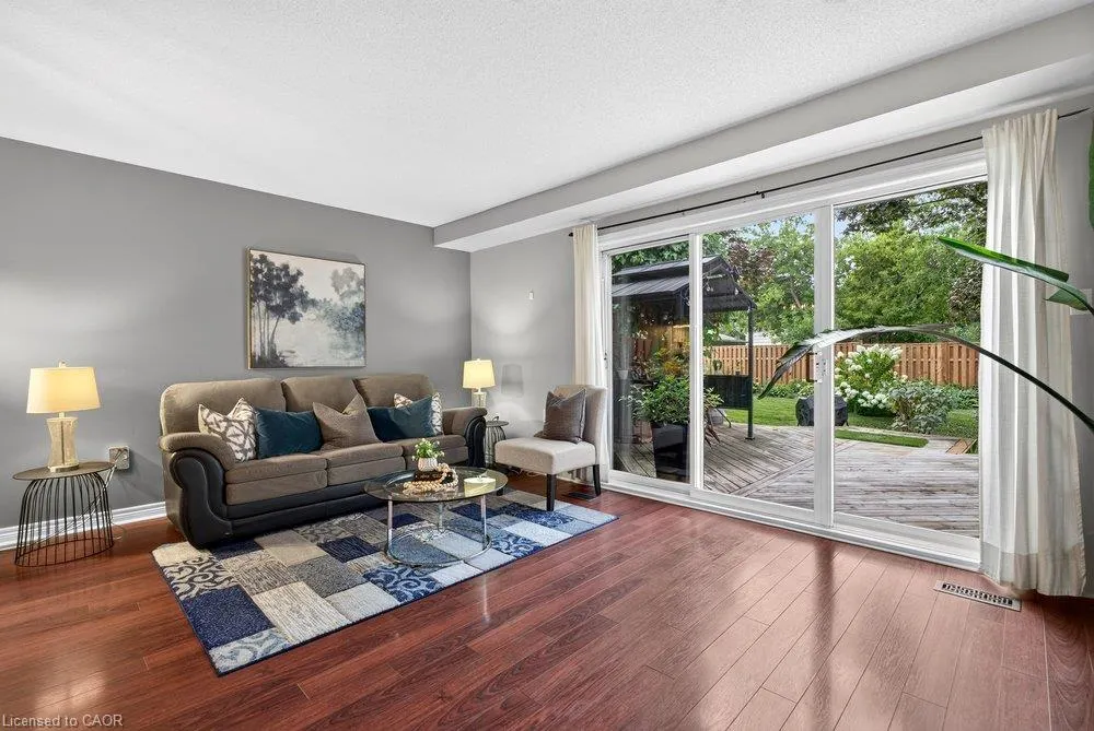 44 Frances Avenue #11