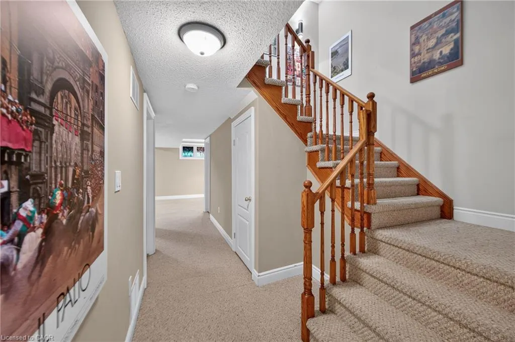 31 Sunvale Place #8