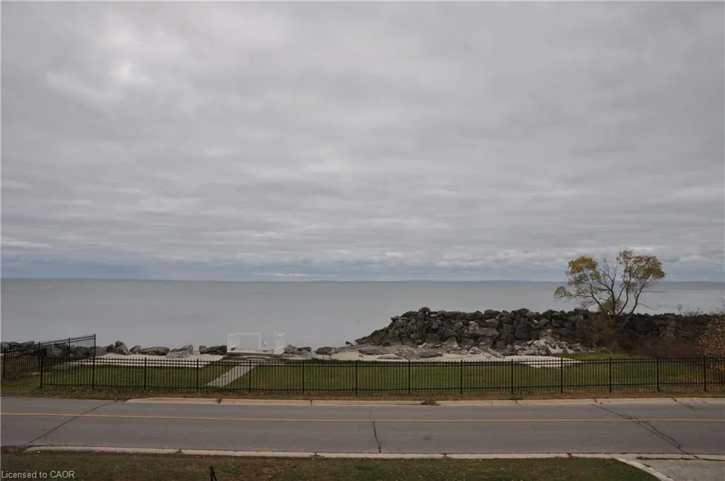 2801 North Shore Drive