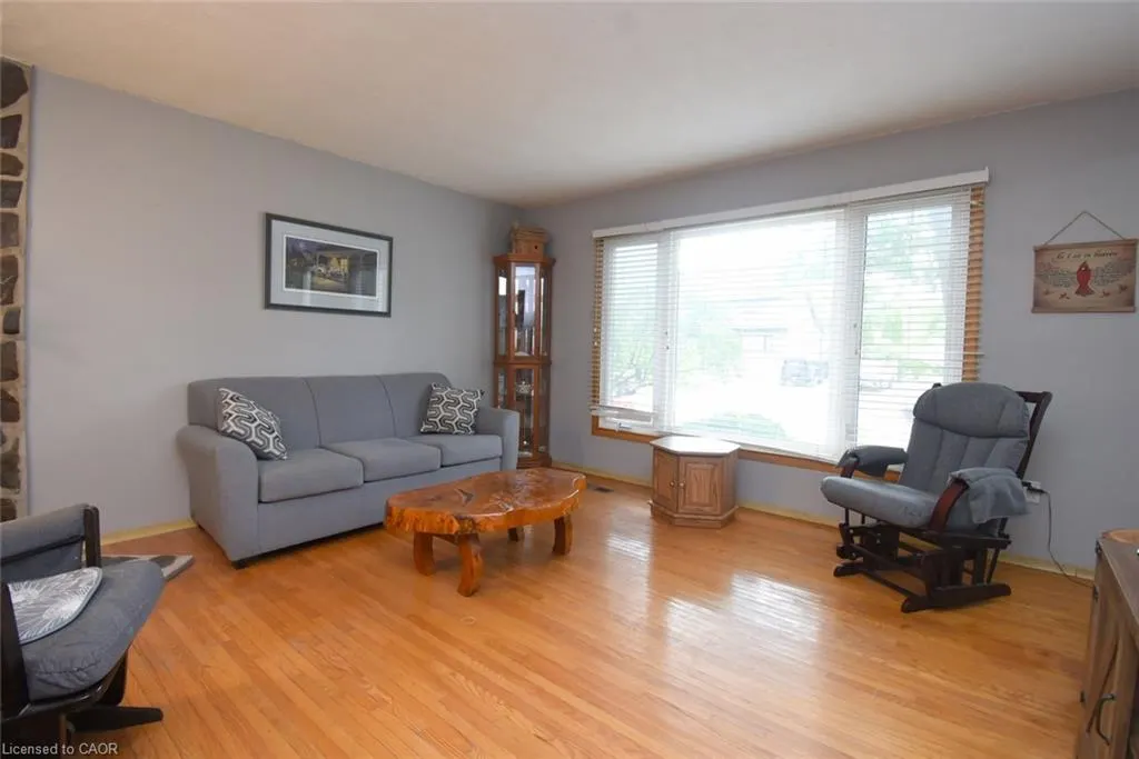 120 Eaglewood Boulevard