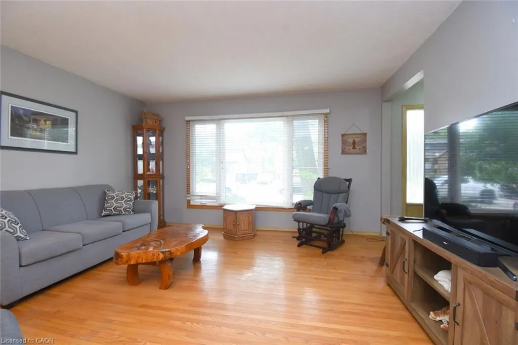 120 Eaglewood Boulevard