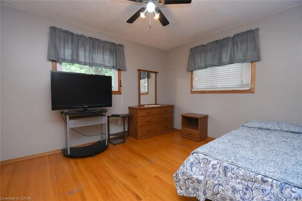 120 Eaglewood Boulevard