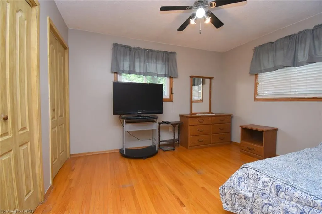 120 Eaglewood Boulevard
