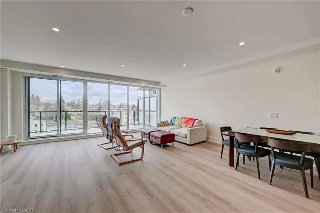 6523 Wellington 7 Road #416