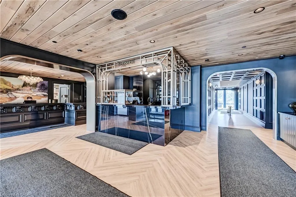 6523 Wellington 7 Road #416