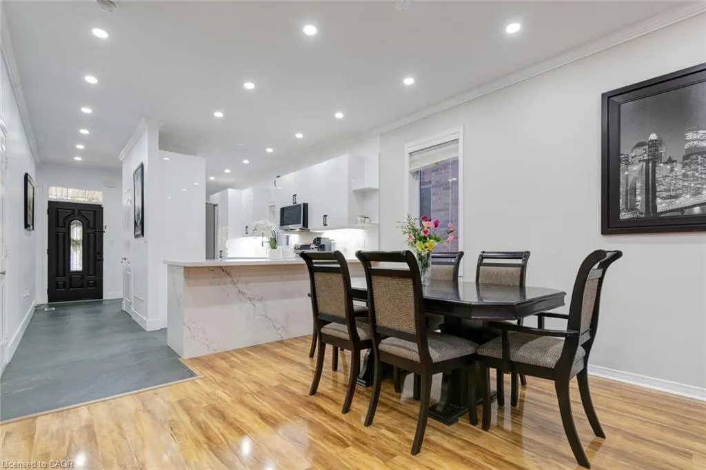 33 Panorama Way