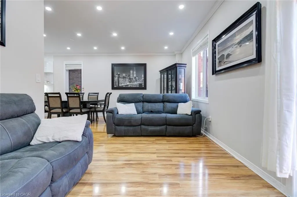 33 Panorama Way