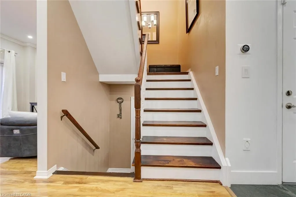 33 Panorama Way