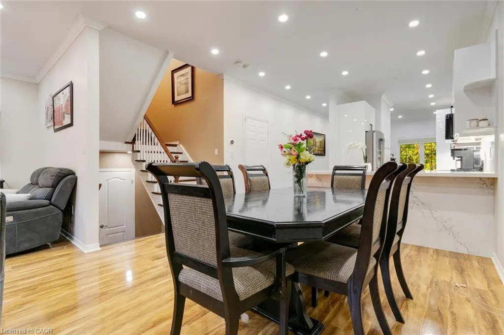 33 Panorama Way
