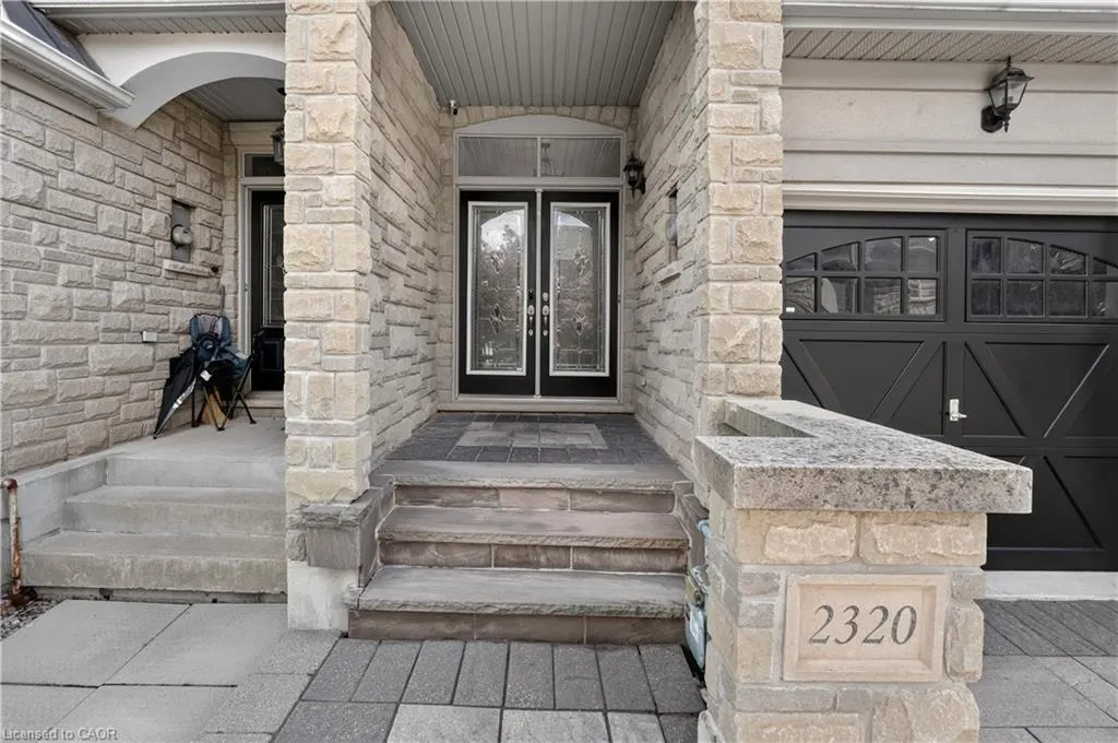 2320 Wuthering Heights Way