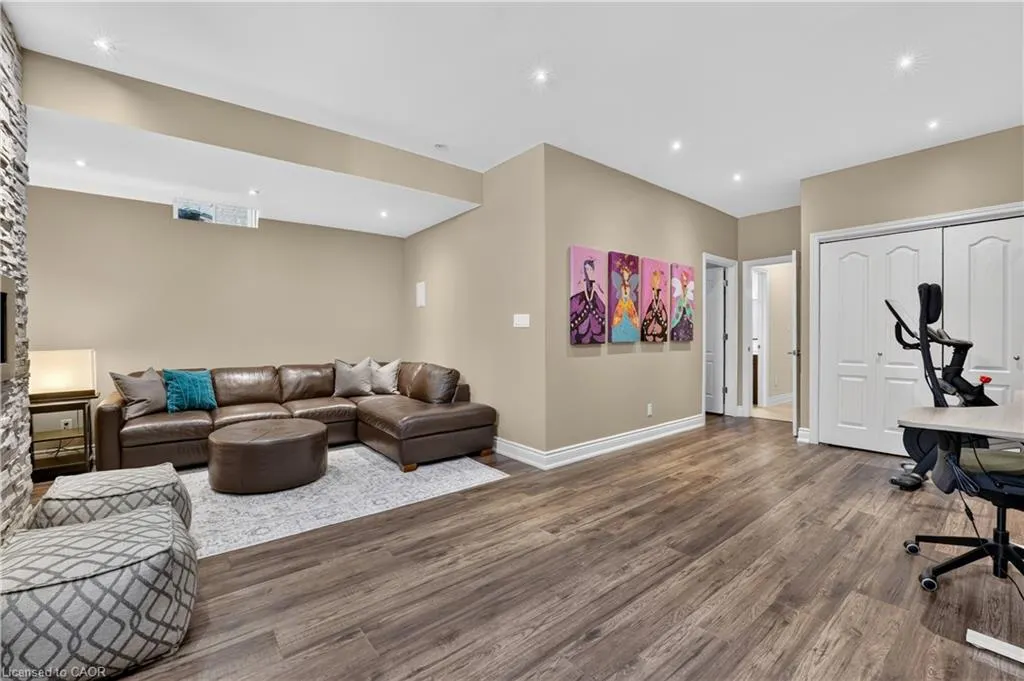 2320 Wuthering Heights Way