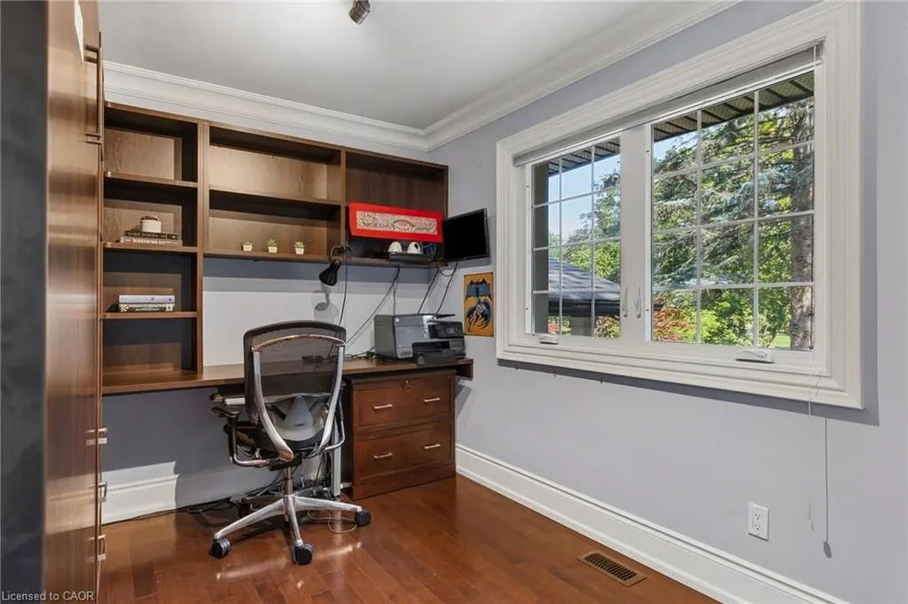 1063 Greenoaks Drive