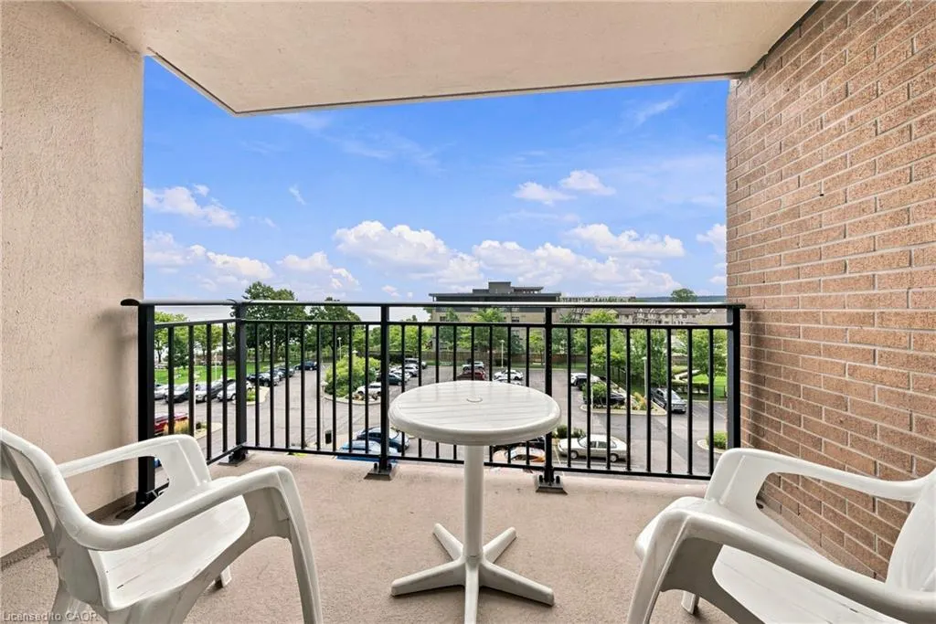 500 Green Road #509