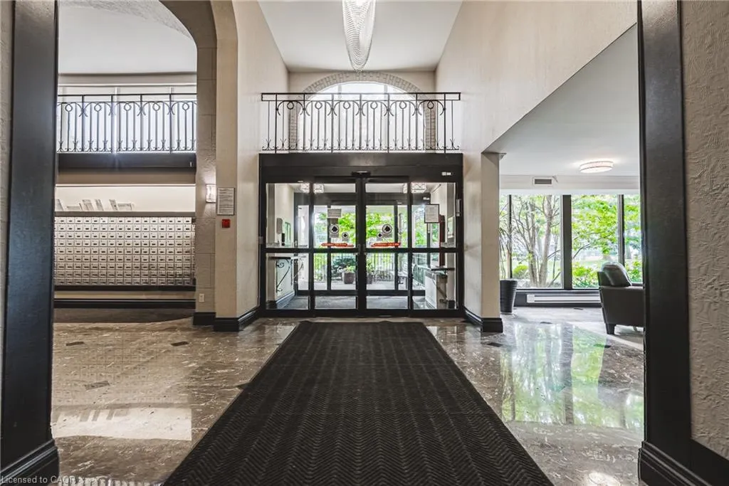 500 Green Road #509