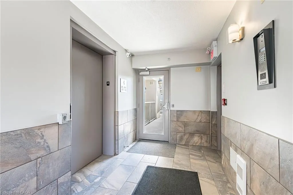1480 Bishops Gate #406