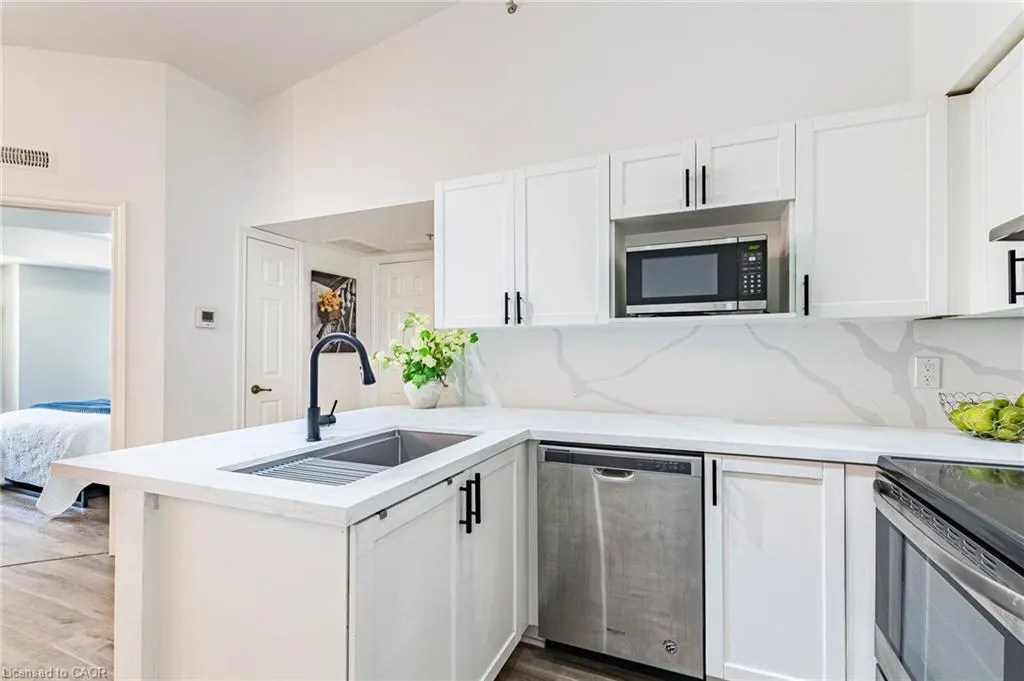 1480 Bishops Gate #406